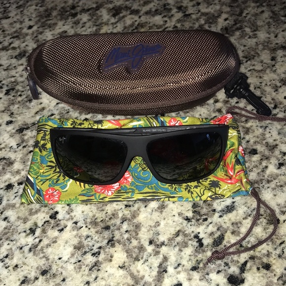 Maui Jim Other - Maui Jim Island Time- Matte Black Rubber
